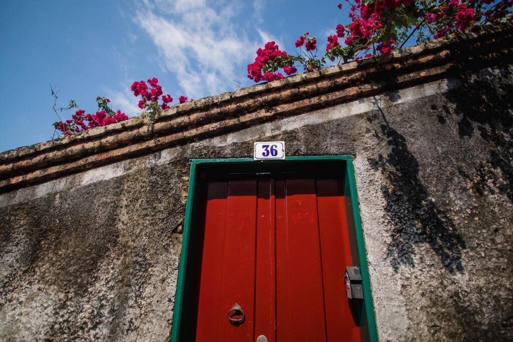 Casadinha - Casa No Centro Historico De *
